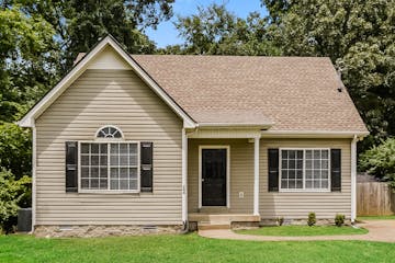 206 Wildwood Dr Smyrna, TN 37167